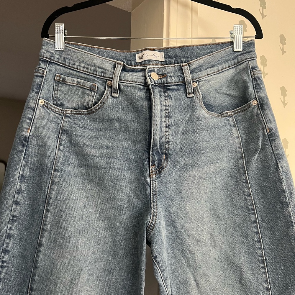 Jessica Simpson Myrtle barrel leg jeans - Picture 4 of 8
